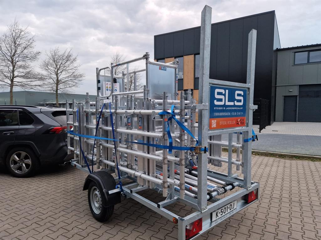 slsrolsteigerliftafsluitbareaanhanger