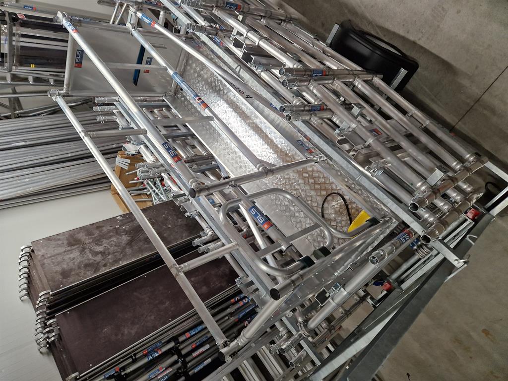 rolsteigerlift type m platform op aanhanger